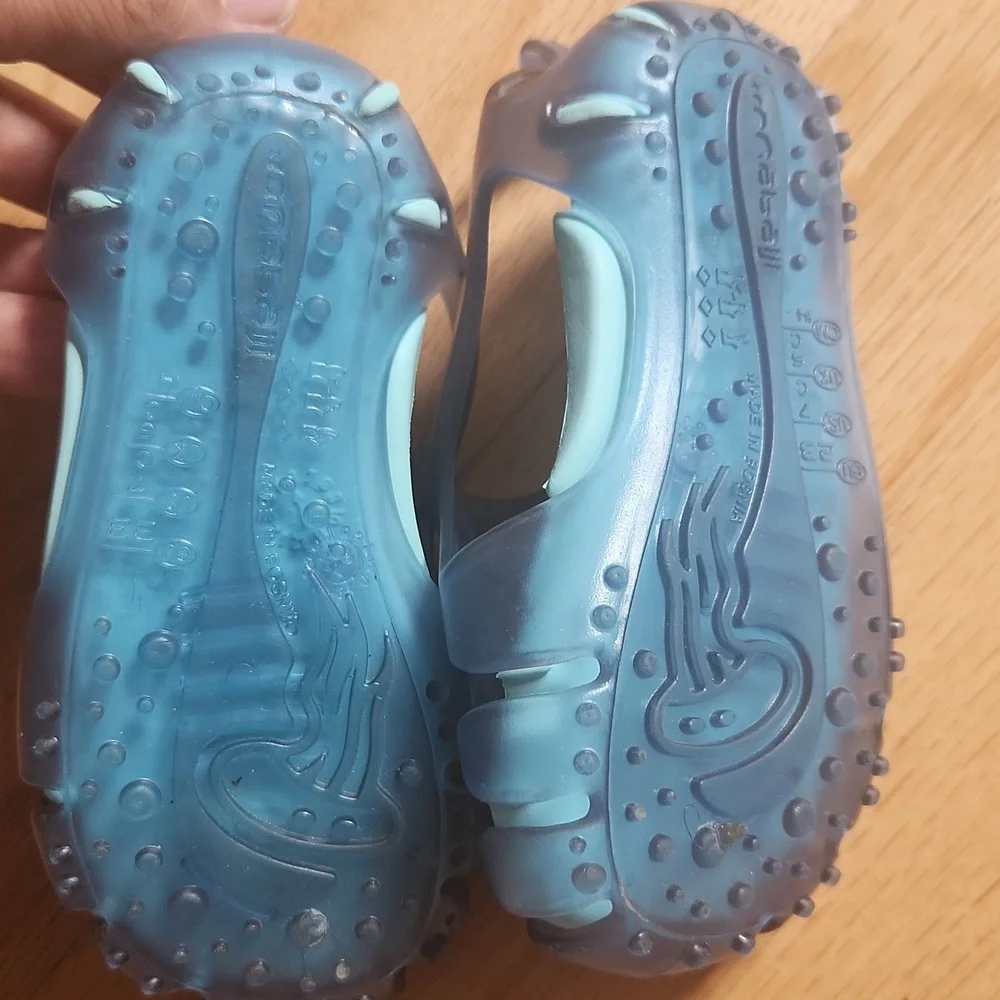 Blue Water Shoes Sandals Size 7 - Picture 12 of 15